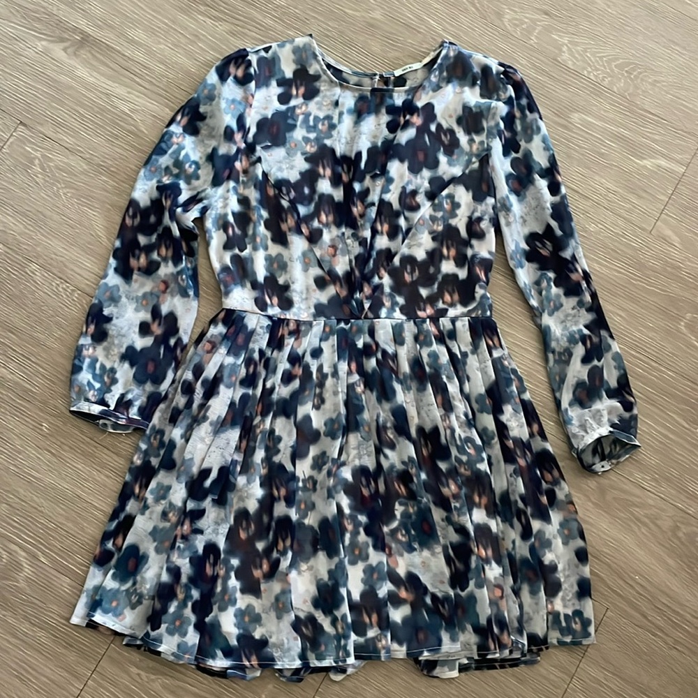 Kimchi blue long sleeve flowy dress